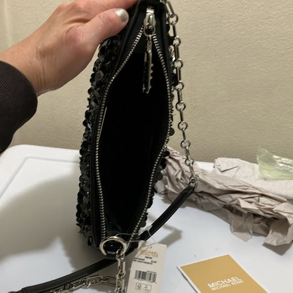 Michael Kors Empire MD chain pouchette Black sequined bag - Picture 9 of 11